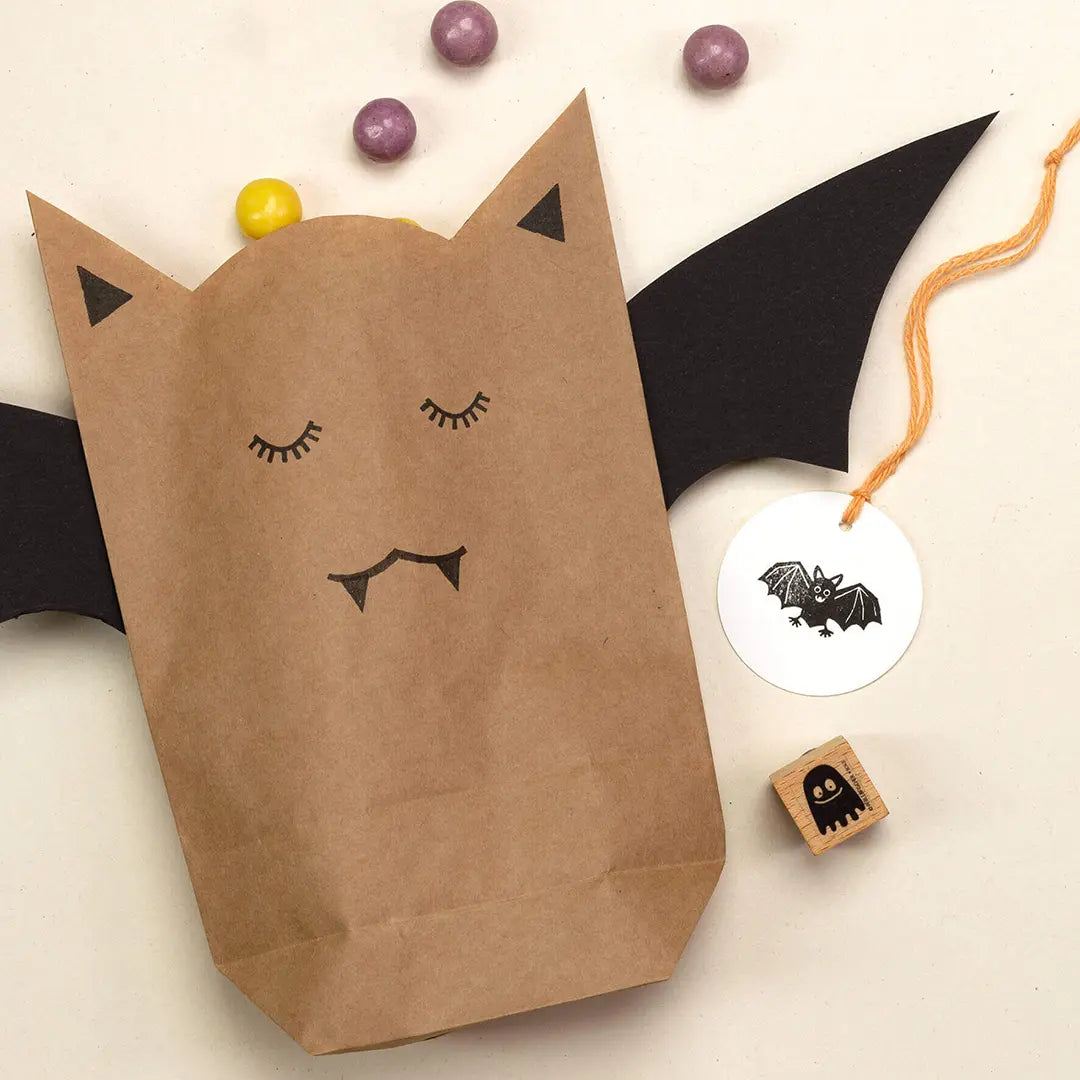 Halloween Stempel Halloween Süßigkeitentüte stempeln und basteln Vampir Tüte Fledermaus Tüte Stempel Fledermaus Stempel Geist