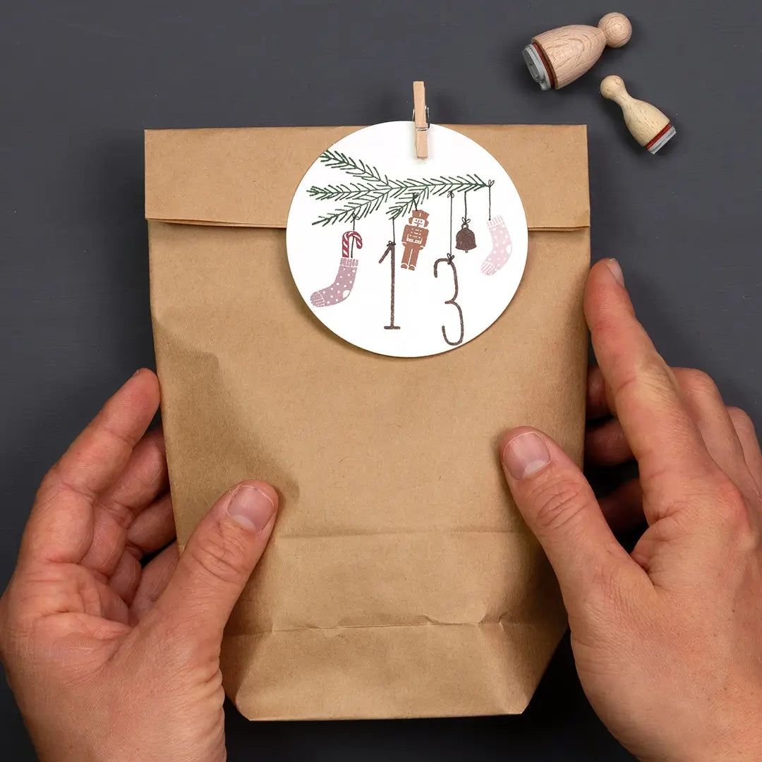 stempel tannenzweig stempel geschenkanhänger stempel weihnachtsahänger stempel adventskalender