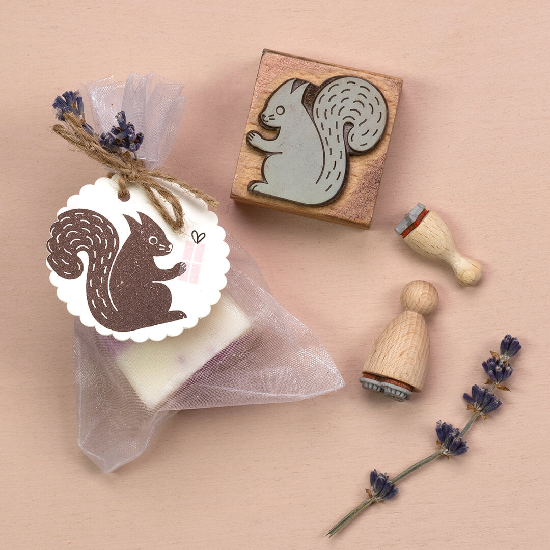 100 Papertags | Wavy bordered