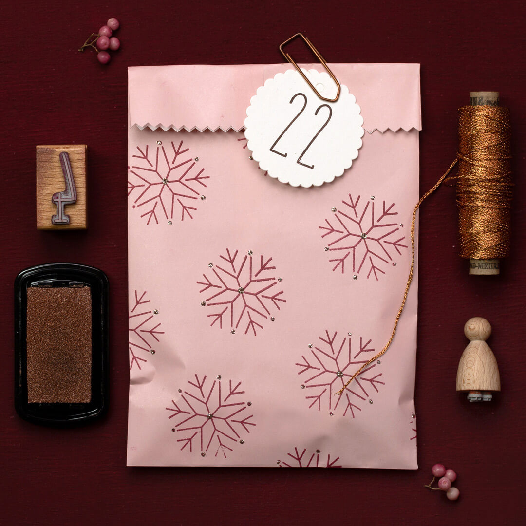 100 Papertags | Wavy bordered