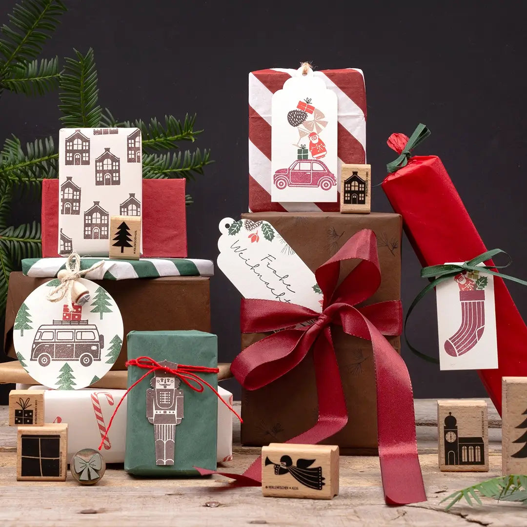 stempel weihnachten geschenke verpacken weihnachtsanhänger stempeln stempel frohe weihnachten stempel engel