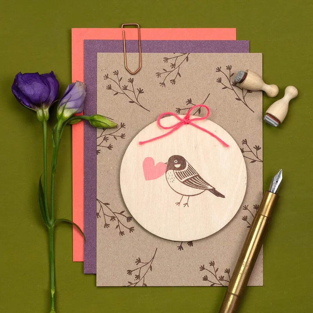 holzanhänger muttertag geschenk stempel herz blumenstempel