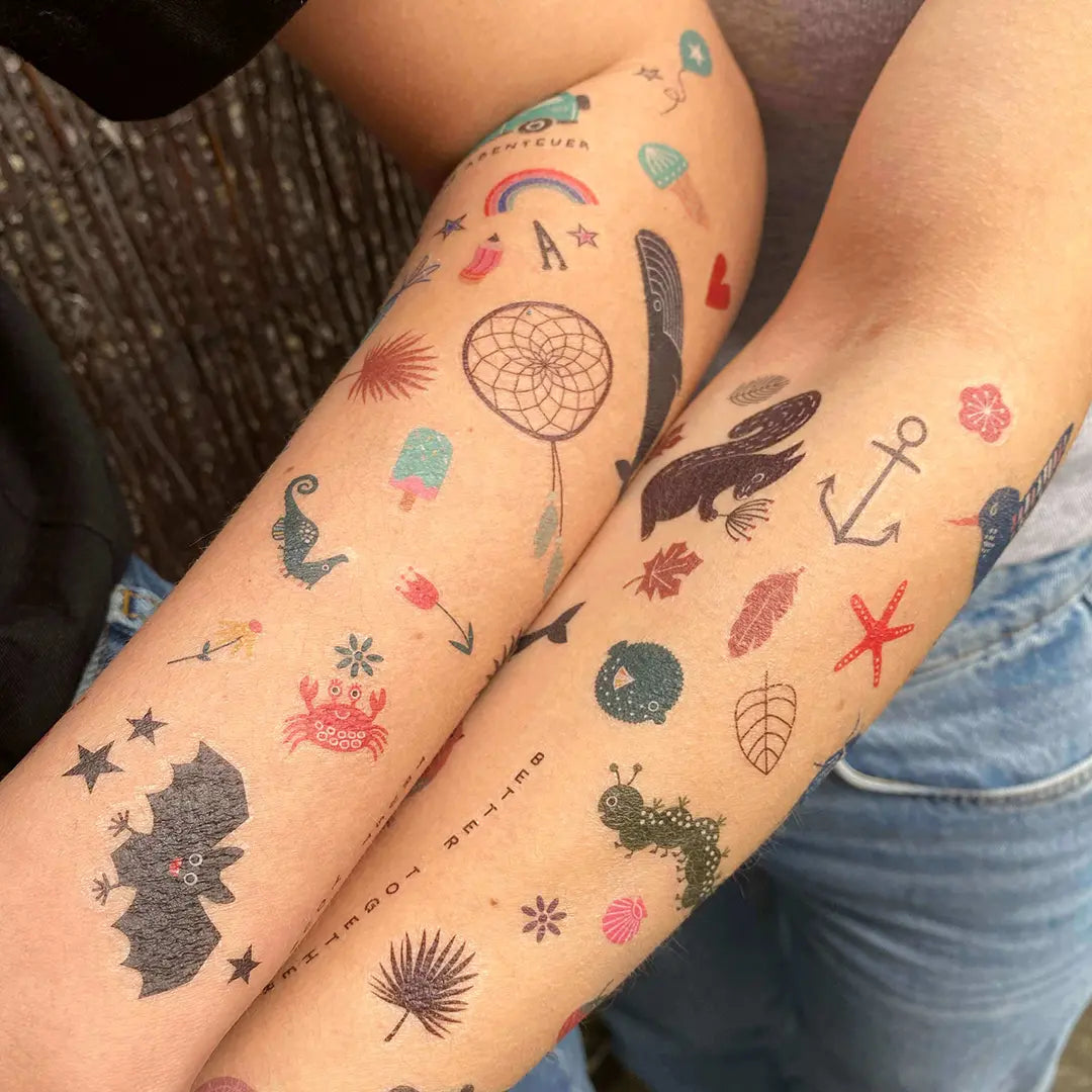 Stempel Kinder Bunte Temporäre Tattoos für Kinder Fledermaus Tattoo Anker Tattoo Blume Tattoo Stern Tattoo Regenbogen Tattoo Seepferchen Tattoo Eis
