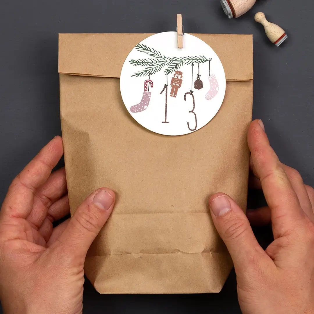 stempel weihnachten zahlen stempel 24 adventskalender tüten set bestempeln stempel nussknacker stempel tannenzweig