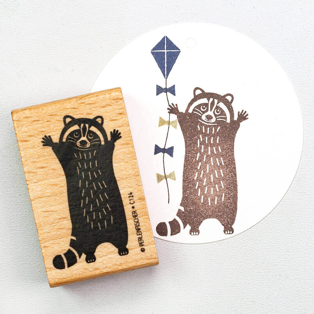 Stamp | Racoon standing