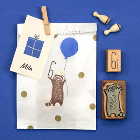 Stamp | Racoon standing