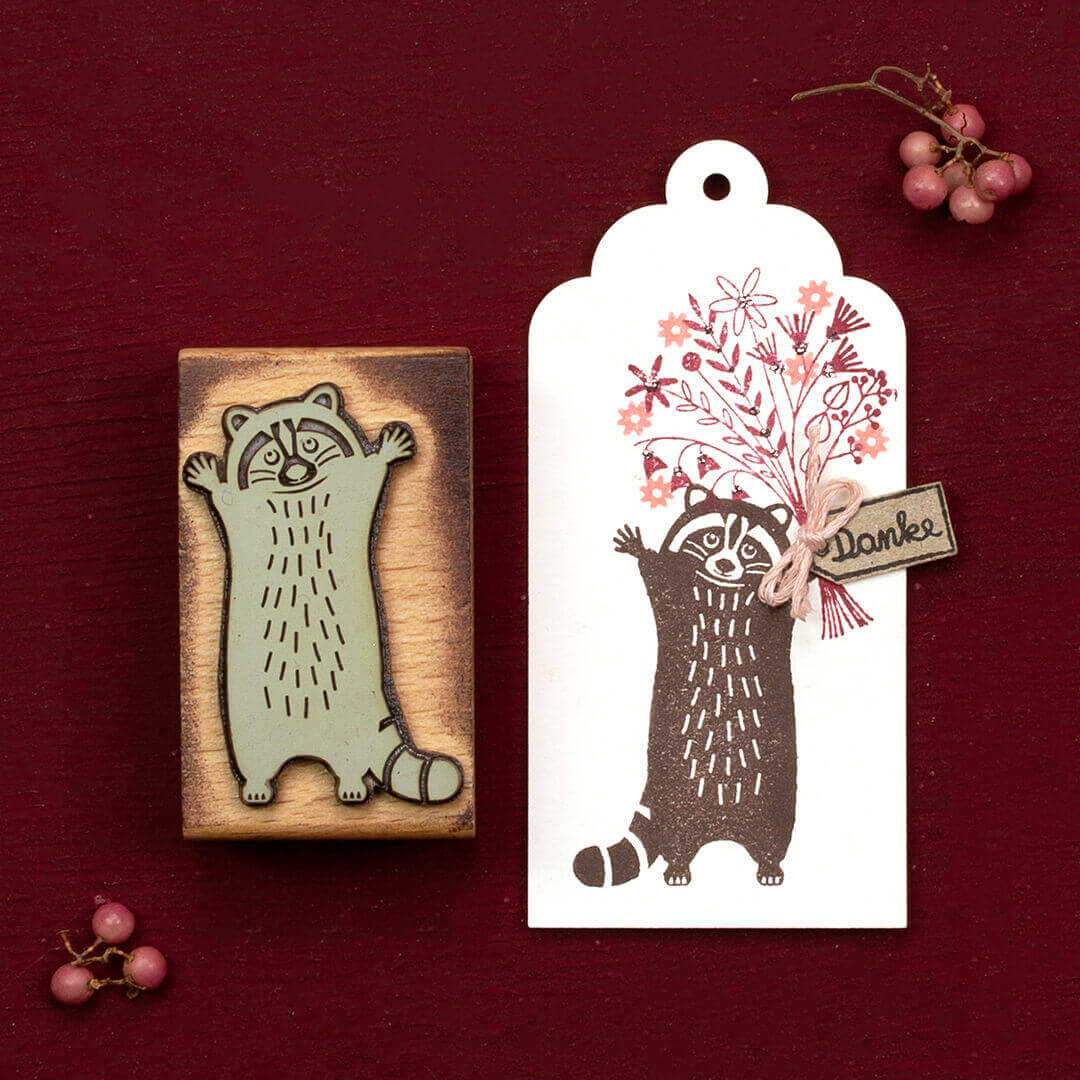 Stamp | Racoon standing