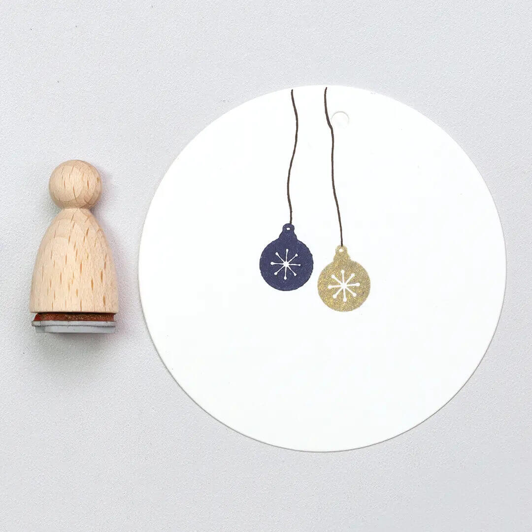 Stamp | Bauble flake