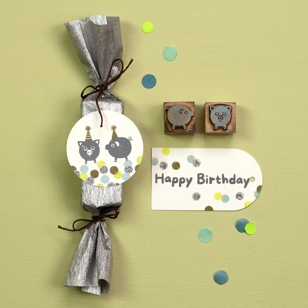 stempel geburtstag stempel happy birthday stempel geburtstagsgeschenke bestempel geschenkanhänger stempel konfetti stempel glücksschwein stempel partyhut