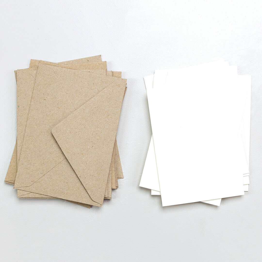 10 Klappkarten mit Umschlag (A7-C7) | Weiß mit Kraft