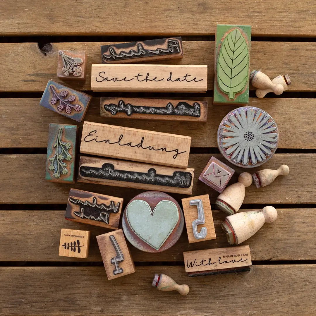 design stempel hochzeit stempel save the date stempel zahlen stempel herz stempel blumen stempel für dich hochzeitskarten holzstempel